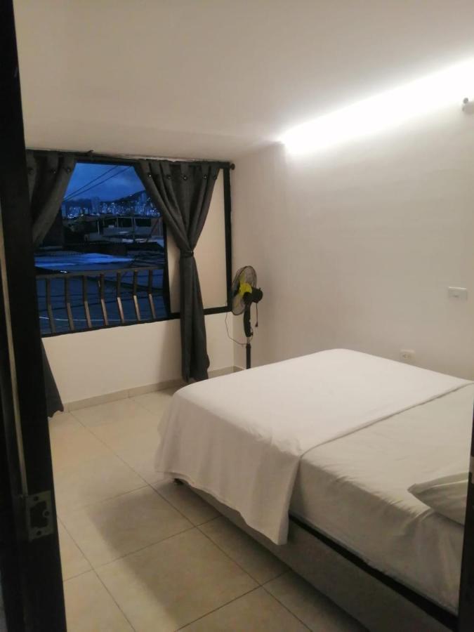 Green House Habitaciones Bucaramanga Eksteriør bilde